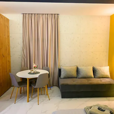 Tanja Lux Apartmán Ni